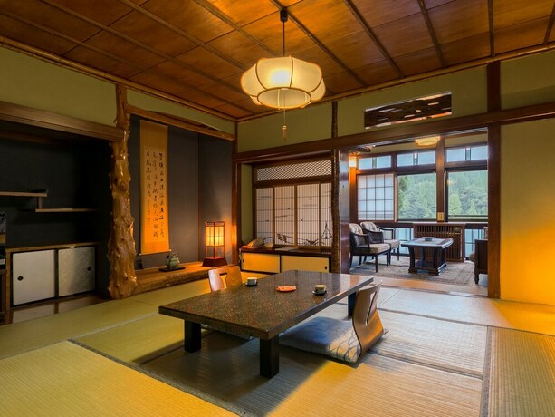 Imagen de la habitación del Hotel Ryounkaku. Foto 12