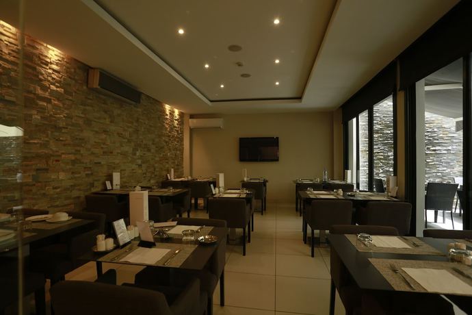Imagen del bar/restaurante del Hotel Rysara. Foto 4