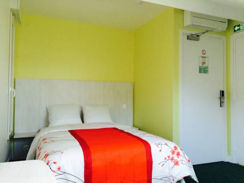 Imagen de la habitación del Hotel Rythme. Foto 9
