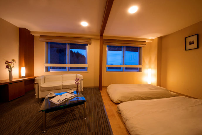 Imagen del bar/restaurante del Hotel Ryu Resort and Spa. Foto 2