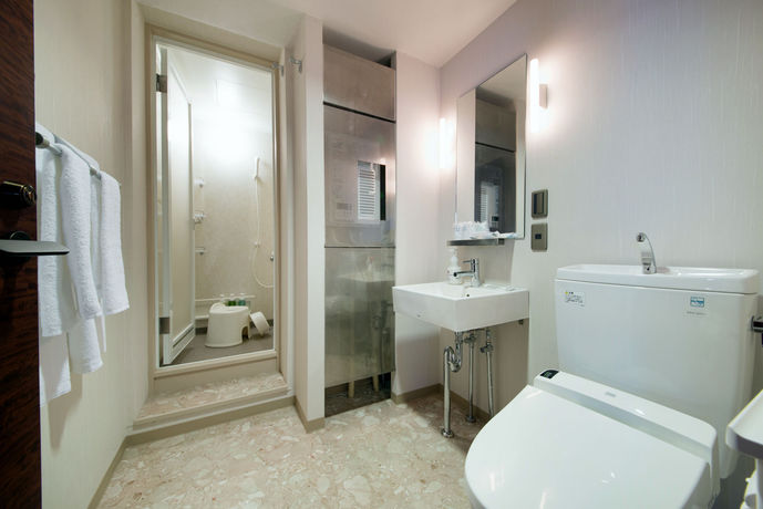 Imagen de la piscina del Hotel Ryu Resort and Spa. Foto 15