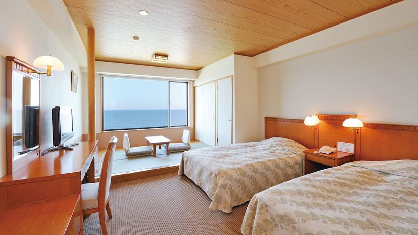 Imagen de la habitación del Hotel Ryugujo Spa Mikazuki Ryugutei. Foto 2