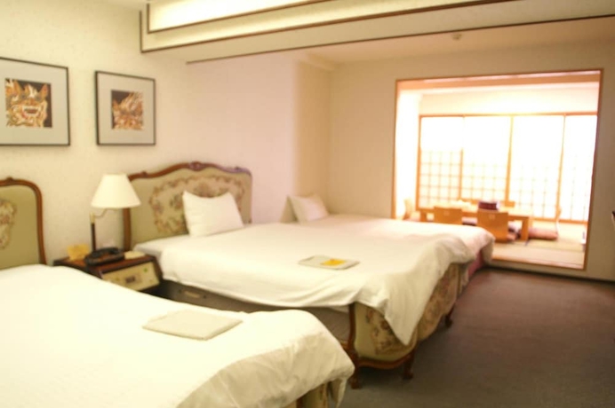 Imagen de la habitación del Hotel Ryukyu Sun Royal. Foto 16