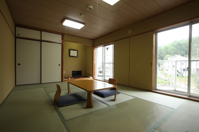 Imagen de la habitación del Hotel Ryuo. Foto 9