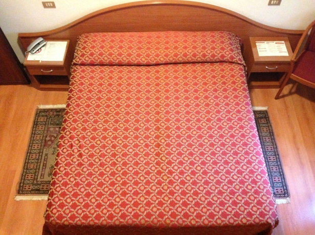 Imagen de la habitación del Hotel S. Antonio. Foto 7