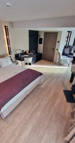 Imagen de la habitación del Hotel S Boutique Thessaloniki. Foto 15