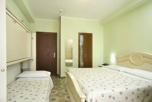 Imagen de la habitación del Hotel S. Ercolano. Foto 11