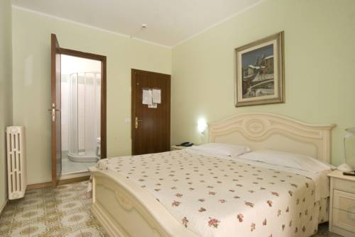 Imagen de la habitación del Hotel S. Ercolano. Foto 12
