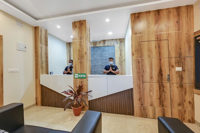 Imagen de los interiores del Hotel S J Pride. Foto 17