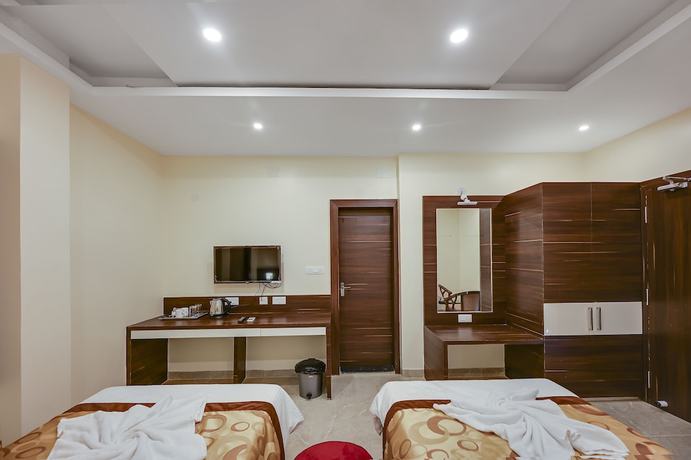 Imagen de la habitación del Hotel S J Pride. Foto 8