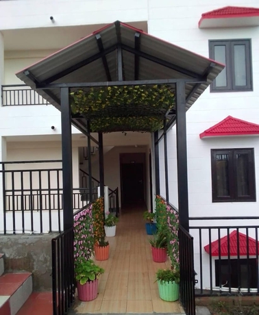 Imagen de los interiores del Hotel S L Residency. Foto 11