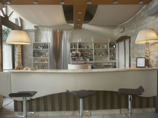 Imagen del bar/restaurante del Hotel S. Martin. Foto 3