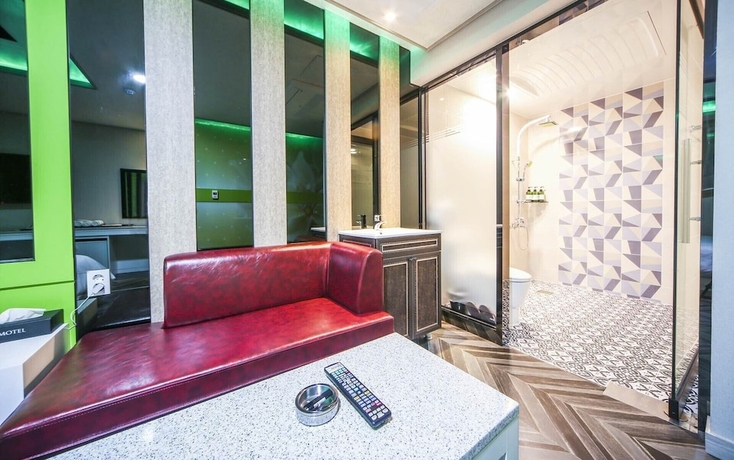 Imagen de la habitación del Hotel S Motel. Foto 11