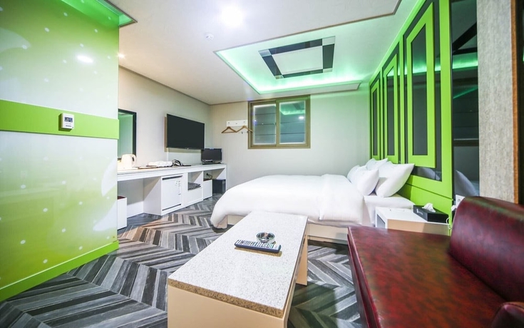 Imagen de la habitación del Hotel S Motel. Foto 12