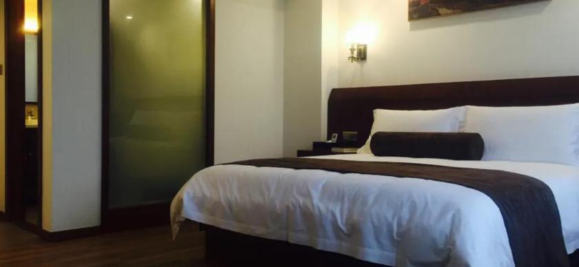 Imagen de la habitación del Hotel S ONE HOTEL. Foto 8