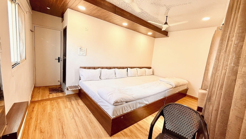 Imagen de la habitación del Hotel S P Palace near All Prime Location. Foto 3