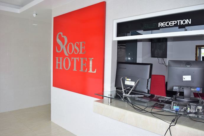 Imagen de los interiores del Hotel S Rose. Foto 20