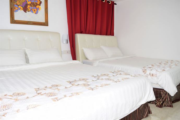 Imagen de la habitación del Hotel S Rose. Foto 10
