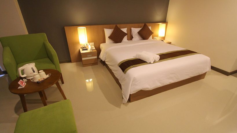 Imagen de los interiores del Hotel S Tara Grand Hotel. Foto 13