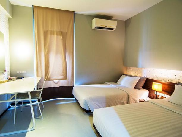 Imagen de la habitación del Hotel S2. Foto 4