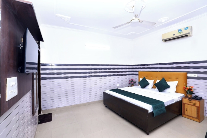 Imagen de la habitación del Hotel S2 Residency Near Railway Station Chandigarh. Foto 6