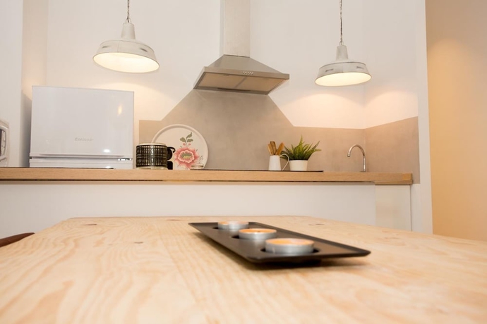 Imagen de la habitación del Hotel S30 Reina Victoria Suites. Foto 16