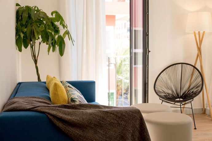 Imagen de la habitación del Hotel S30 Reina Victoria Suites. Foto 17