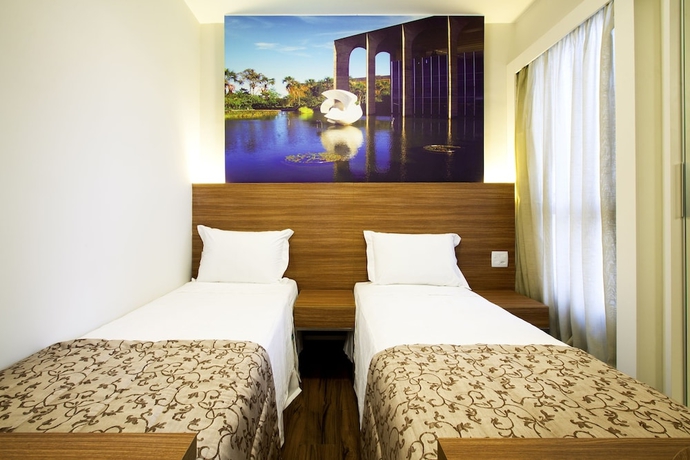 Imagen de la habitación del Hotel S4. Foto 6