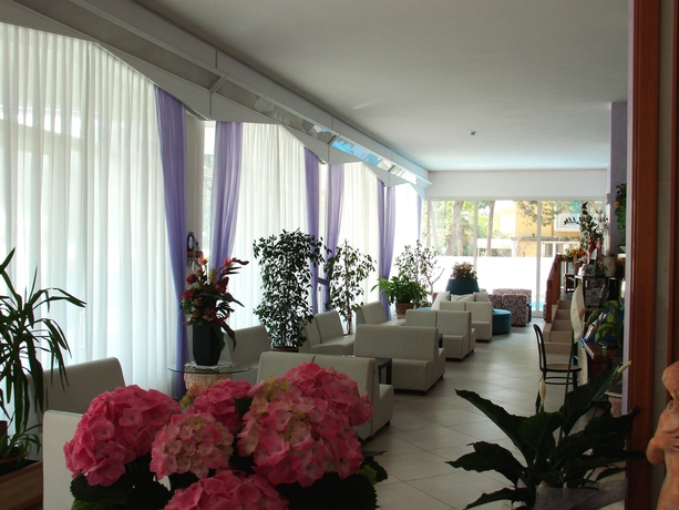 Imagen de los interiores del Hotel SAHARA, Milano Marittima. Foto 12