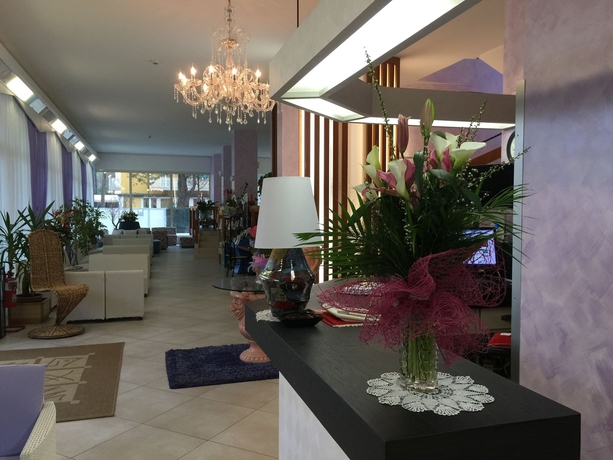 Imagen de los interiores del Hotel SAHARA, Milano Marittima. Foto 13