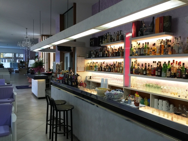 Imagen del bar/restaurante del Hotel SAHARA, Milano Marittima. Foto 6