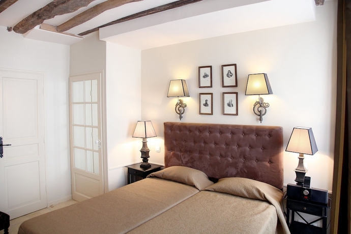 Imagen de la habitación del Hotel SAINT LOUIS EN L'ISLE. Foto 11