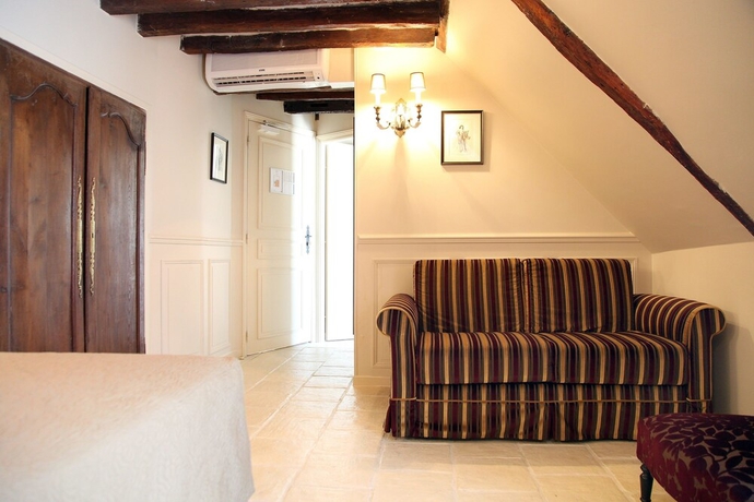 Imagen de la habitación del Hotel SAINT LOUIS EN L'ISLE. Foto 13