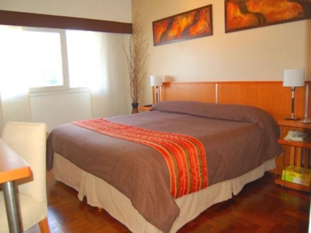 Imagen general del Hotel SALLES HOTEL. Foto 2