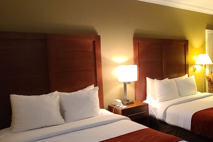Imagen de la habitación del Hotel SAMIR Stay at NW Expressway. Foto 9