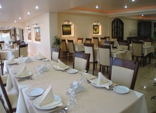 Imagen del bar/restaurante del Hotel SAMMY'S. Foto 3