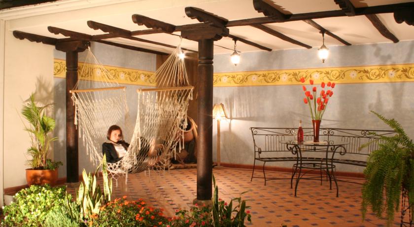 Imagen de los interiores del Hotel SAN ANDRES, Cuenca. Foto 6