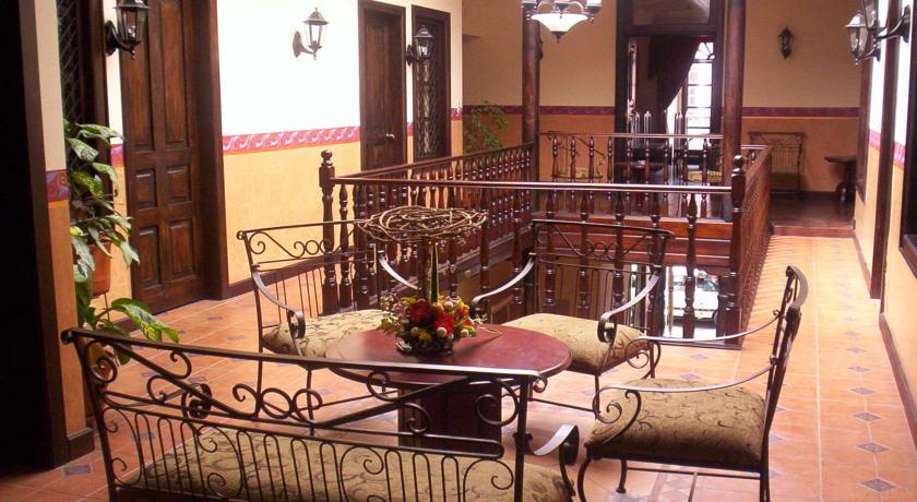 Imagen de los interiores del Hotel SAN ANDRES, Cuenca. Foto 7