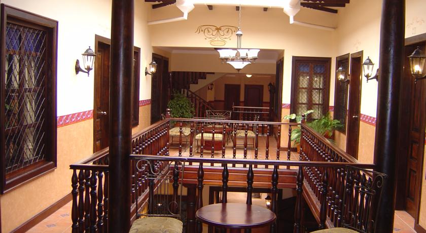Imagen de los interiores del Hotel SAN ANDRES, Cuenca. Foto 8