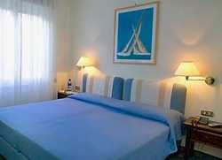 Imagen de la habitación del Hotel SAN MARCO, FIUGGI. Foto 2