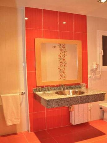 Imagen de la habitación del Hotel SAN MARCOS, Badajoz. Foto 5