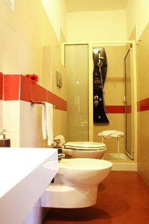 Imagen de la habitación del Hotel SAN MAX. Foto 7