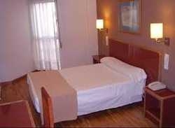 Imagen de la habitación del Hotel SAN MIGUEL HOTEL. Foto 2