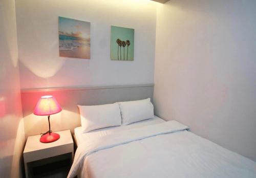 Imagen de la habitación del Hotel SANDS Nasugbu. Foto 16