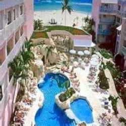 Imagen general del Hotel SANDY BAY BEACH CLUB. Foto 1
