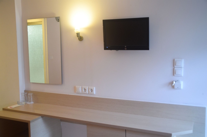 Imagen de la habitación del Hotel SANDY BEACH (EX AKTI MANOS). Foto 5