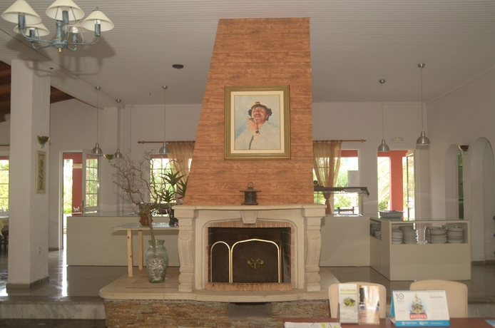 Imagen de los interiores del Hotel SANDY BEACH (EX AKTI MANOS). Foto 10