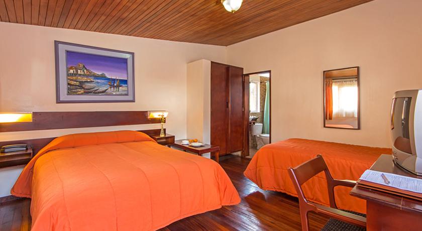 Imagen de la habitación del Hotel SANGAY. Foto 6