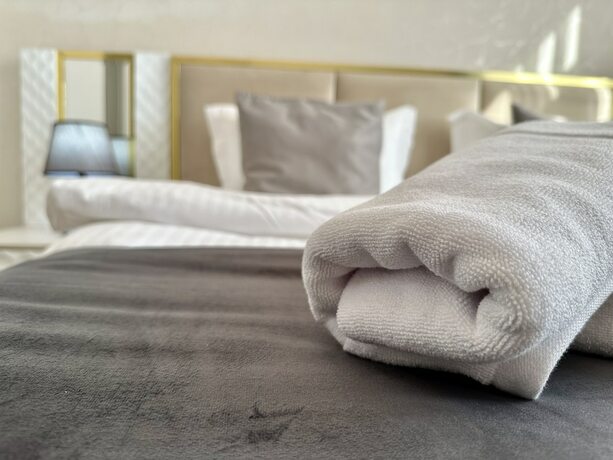 Imagen de la habitación del Hotel SANTA VILLA HOTEL. Foto 16