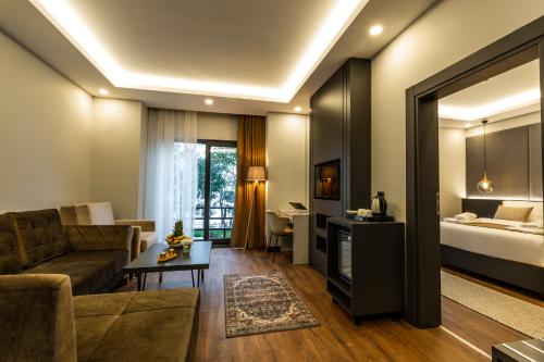 Imagen general del Hotel SANTANA OTEL. Foto 7